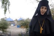 Как люди приходят к Богу (матушка Тавифа, видео)