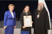 Алина Швыдкова (Тимашевское благочиние) награждена в Государственном Кремлёвском дворце